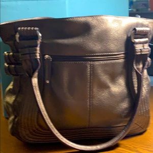 Hand bag in beautiful condition. No tags